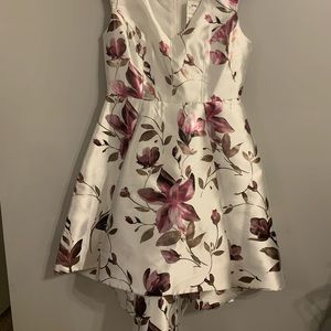 NWT Shelby Nites Size 6 cocktail dress